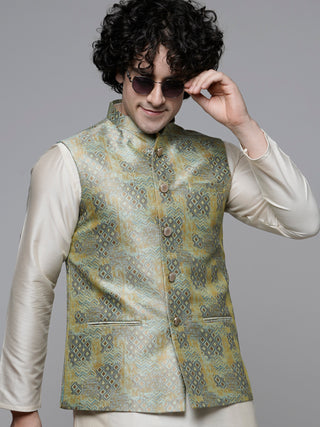 MAAHI FABS WOVEN DESIGN NEHRU JACKET (PISTA)