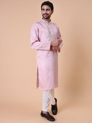 Men's Floral Embroidered Kurta