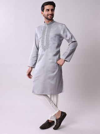 Men's Floral Embroidered Kurta