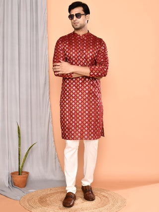 Men's Printed Cotton Blend Kurta (Maroon)