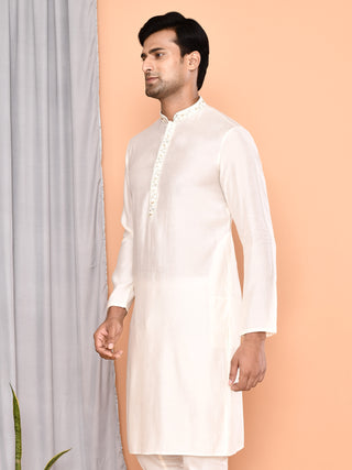 Men'n Cream Thread Worked Cotton Kurta