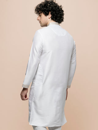Men's White Embroidered Kurta
