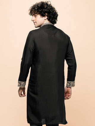 Men's Black Embroidered Kurta