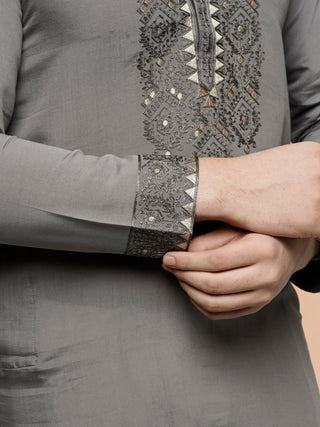 Men's Grey Embroidered Kurta