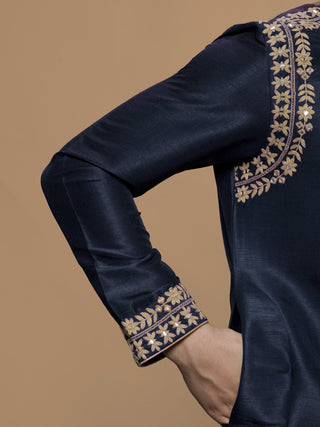 Men's Navy Blue Embroidered Kurta